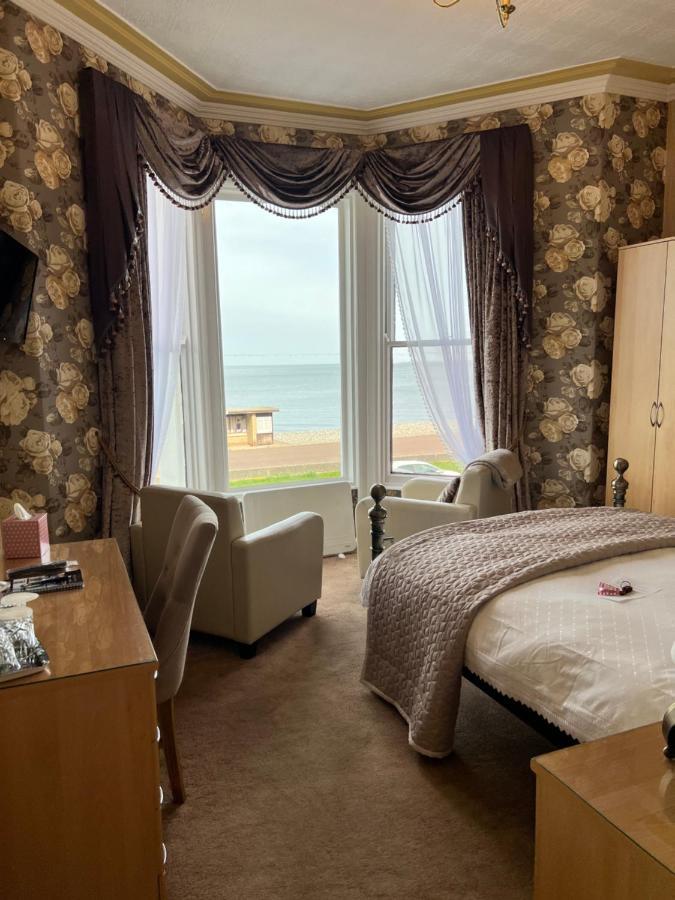 Stratford House Exclusively For Adults Hotel Llandudno Bagian luar foto