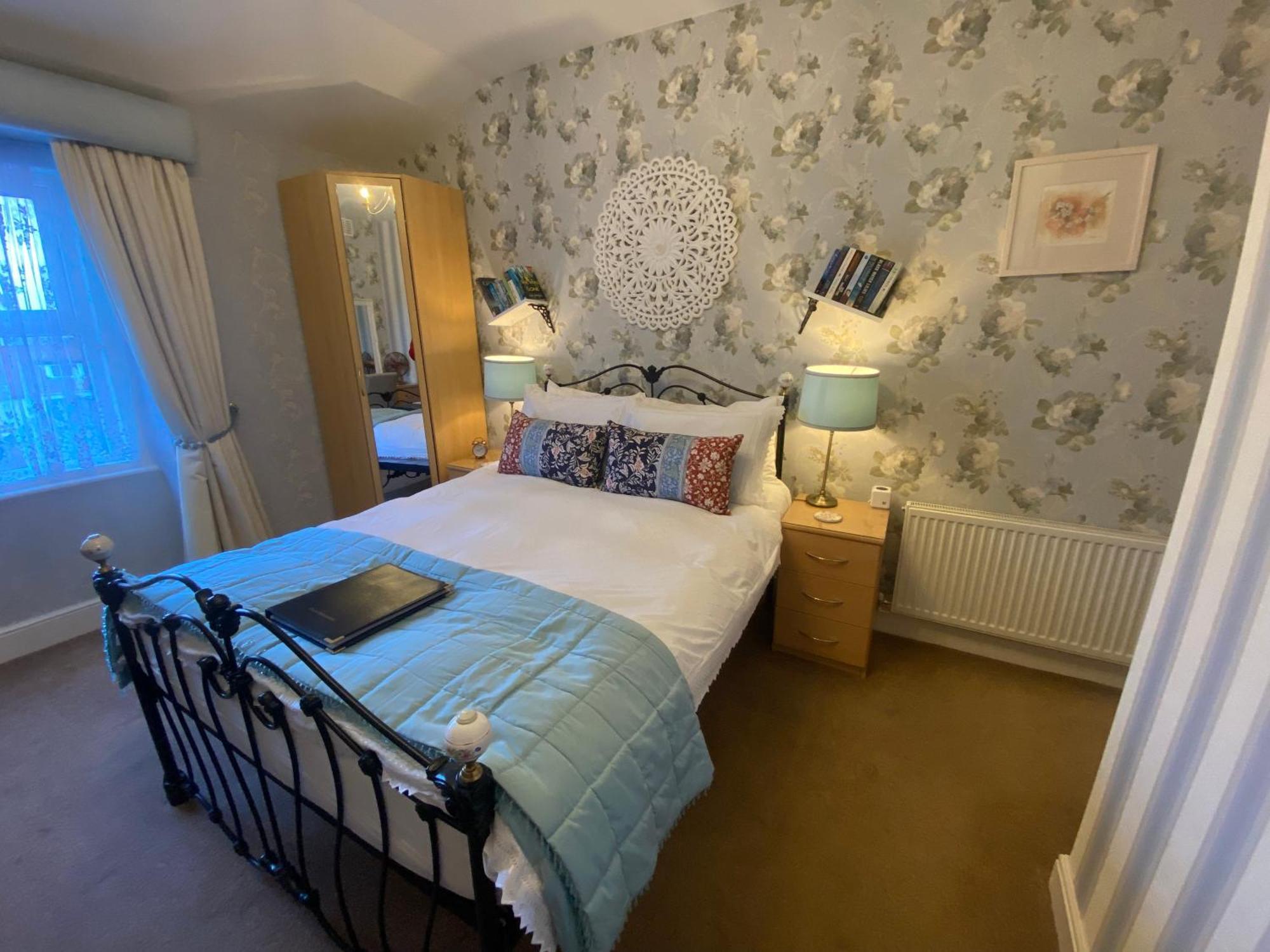 Stratford House Exclusively For Adults Hotel Llandudno Bagian luar foto