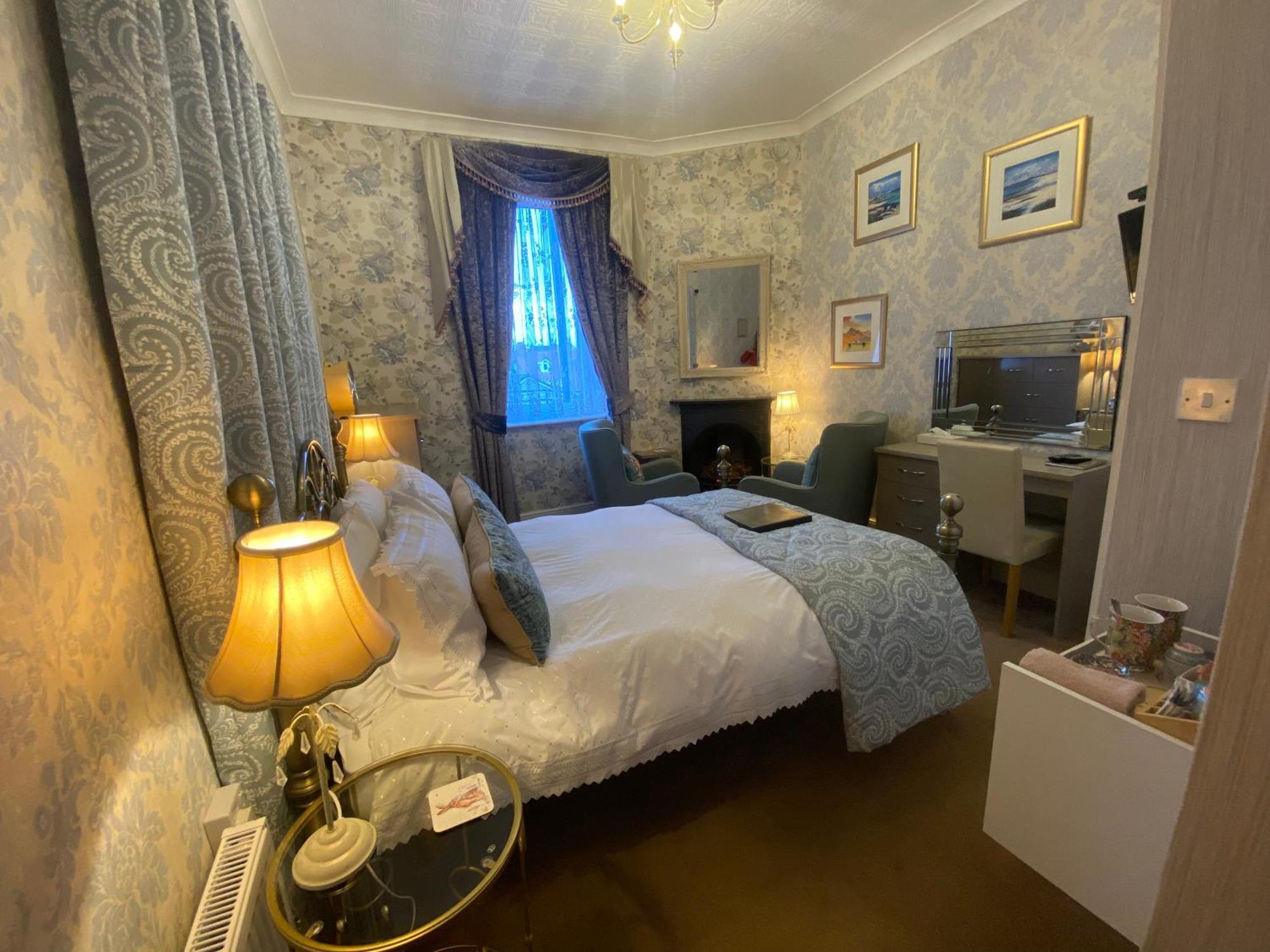 Stratford House Exclusively For Adults Hotel Llandudno Bagian luar foto